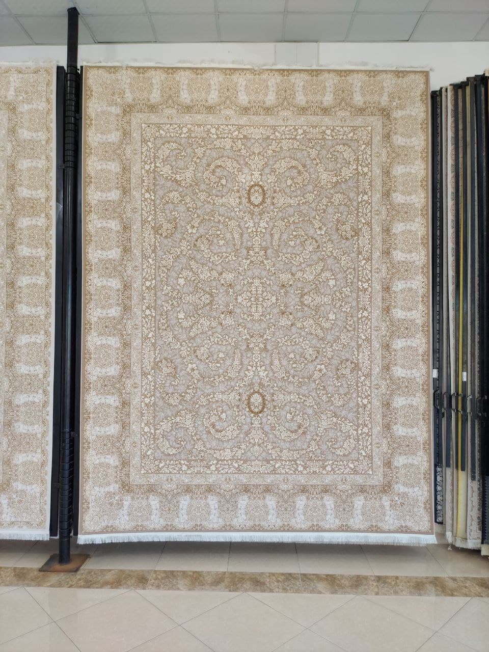 فرش طلاکوب نسکافه ای 1200 شانه