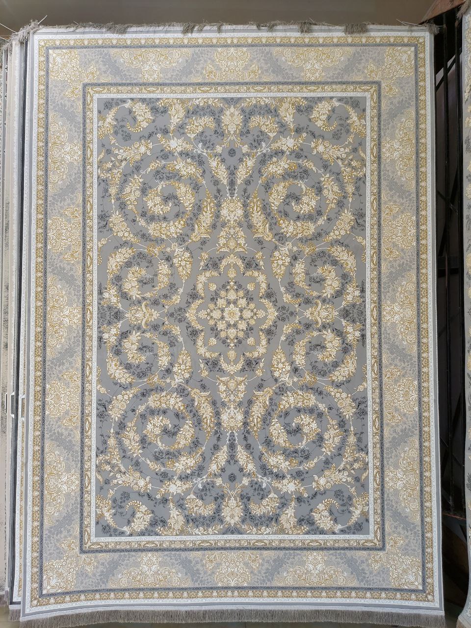 فرش طلاکوب طرح گل گندم طوسی