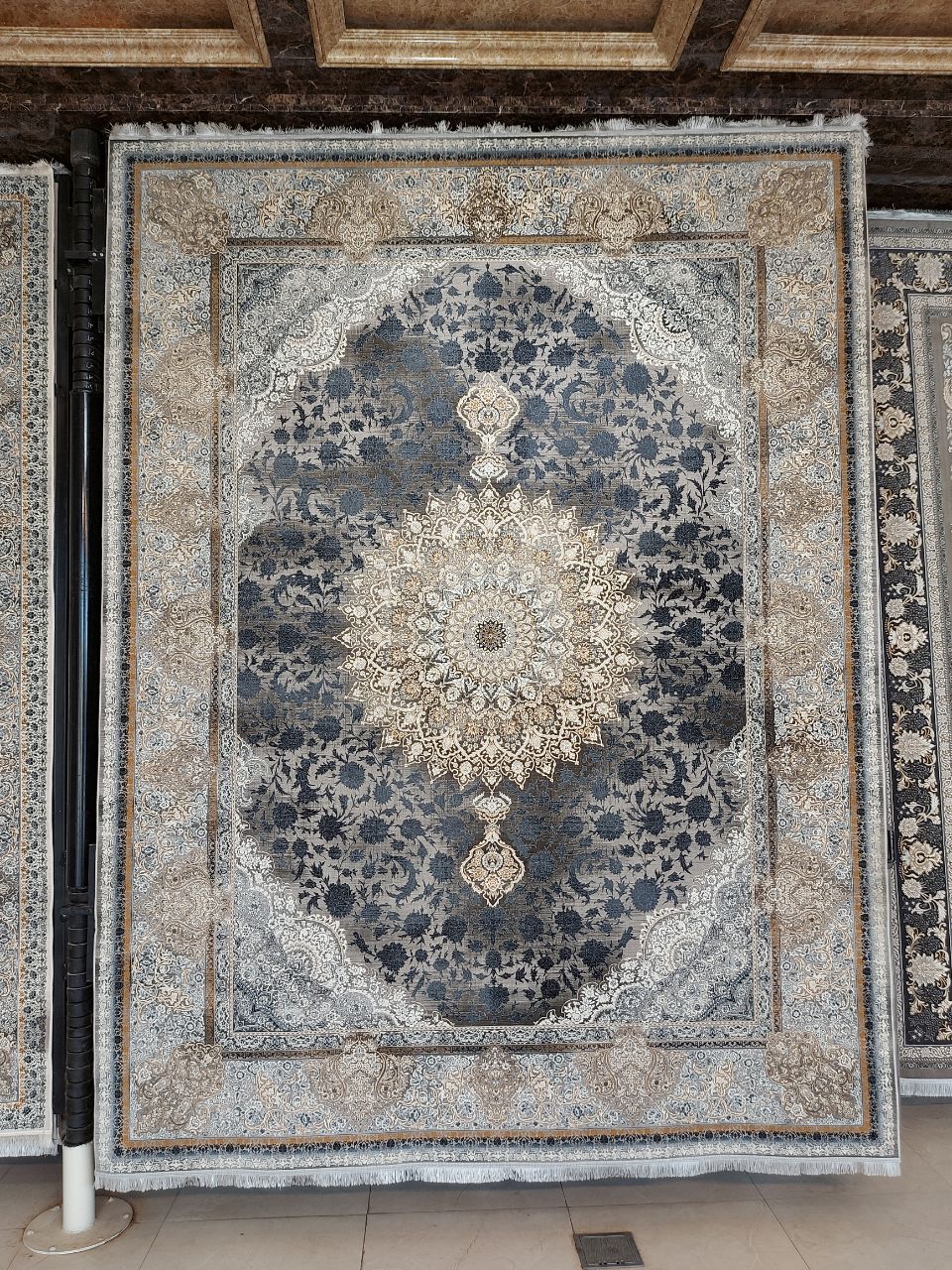 فرش شادی 1200 شانه