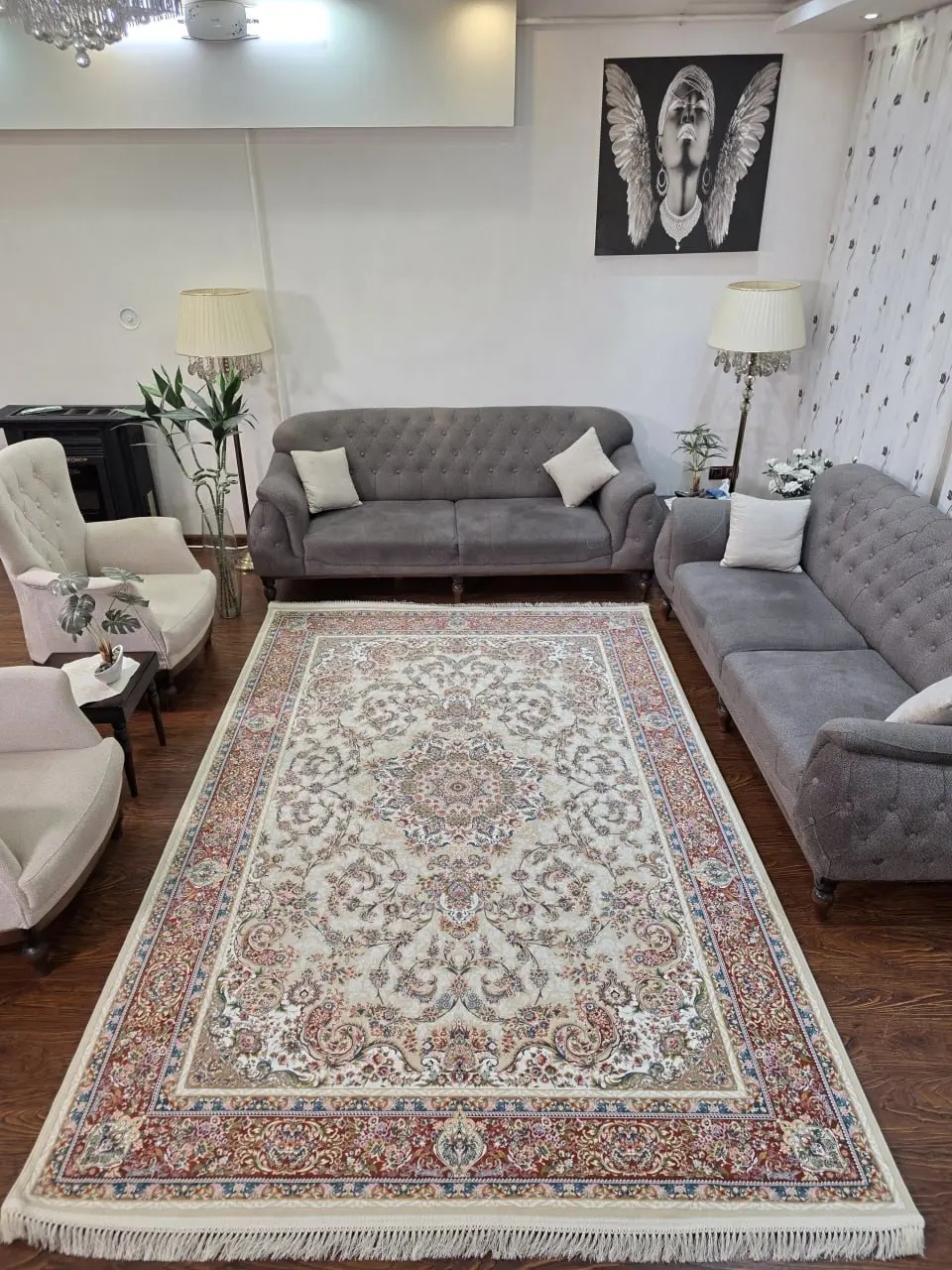 فرش ۱۲۰۰ شانه طرح آیلین کرم حاشیه گلبهی