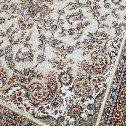 فرش ۱۲۰۰ شانه طرح آیلین کرم حاشیه گلبهی