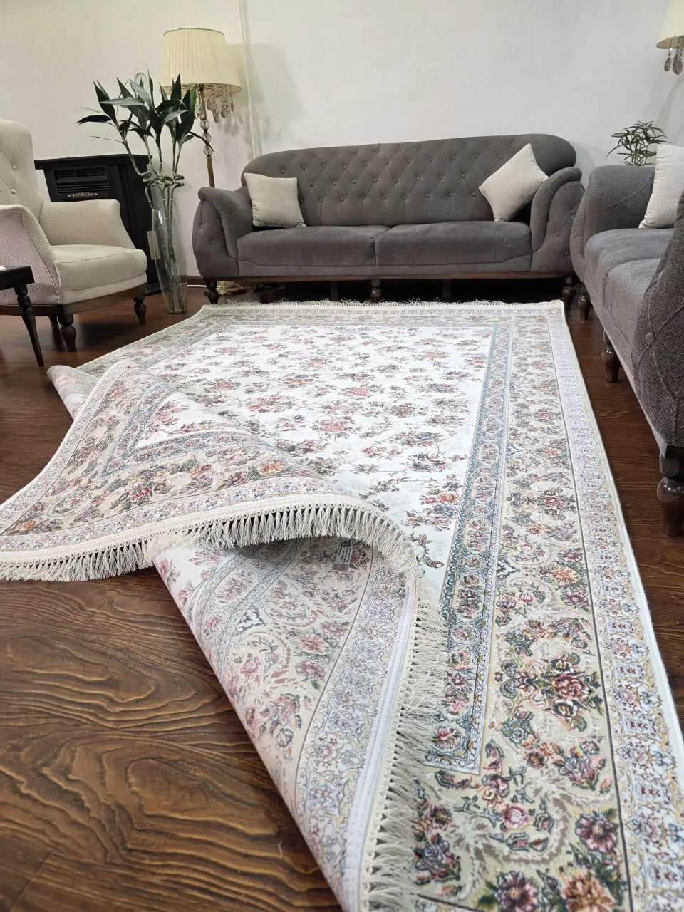 فرش ۱۲۰۰ شانه طرح بهشت صدفی