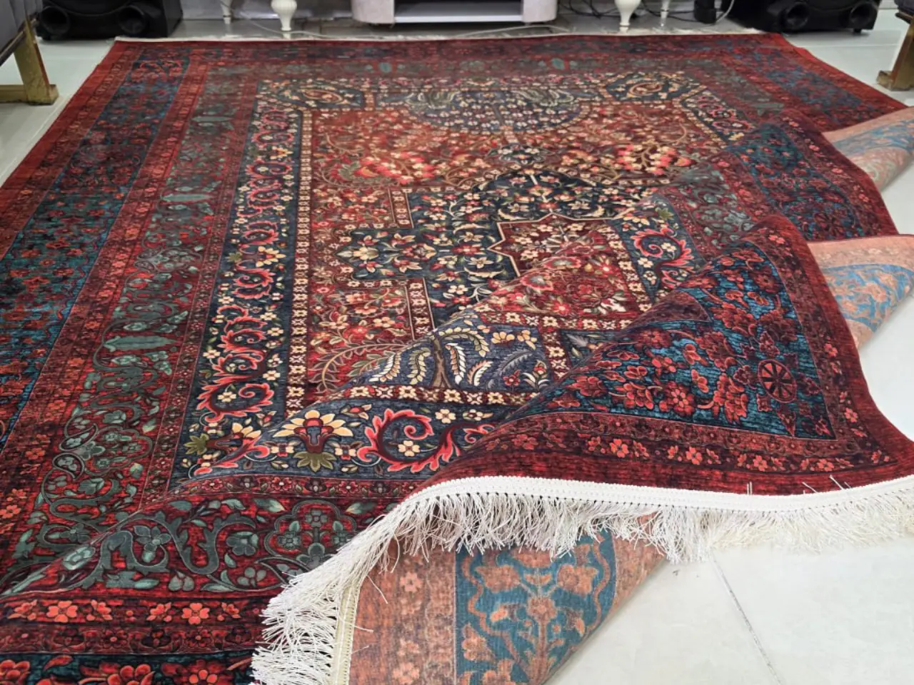 فرش طرح دستباف کد 202739 قرمز 1200 شانه