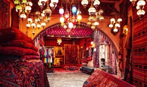 فرش ۷۰۰ شانه بهتر است یا ۱۲۰۰ شانه؟ بررسی مزایا و معایب