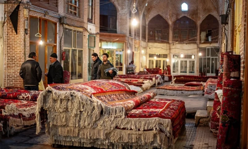 نگاهی کوتاه به جایگاه کاشان در صنعت فرش ماشینی